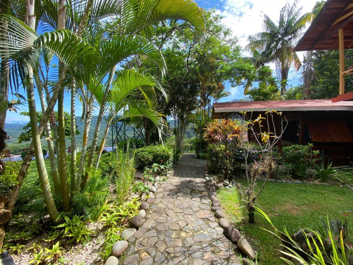 Pacific Edge Eco Lodge Доминикал Екстериор снимка