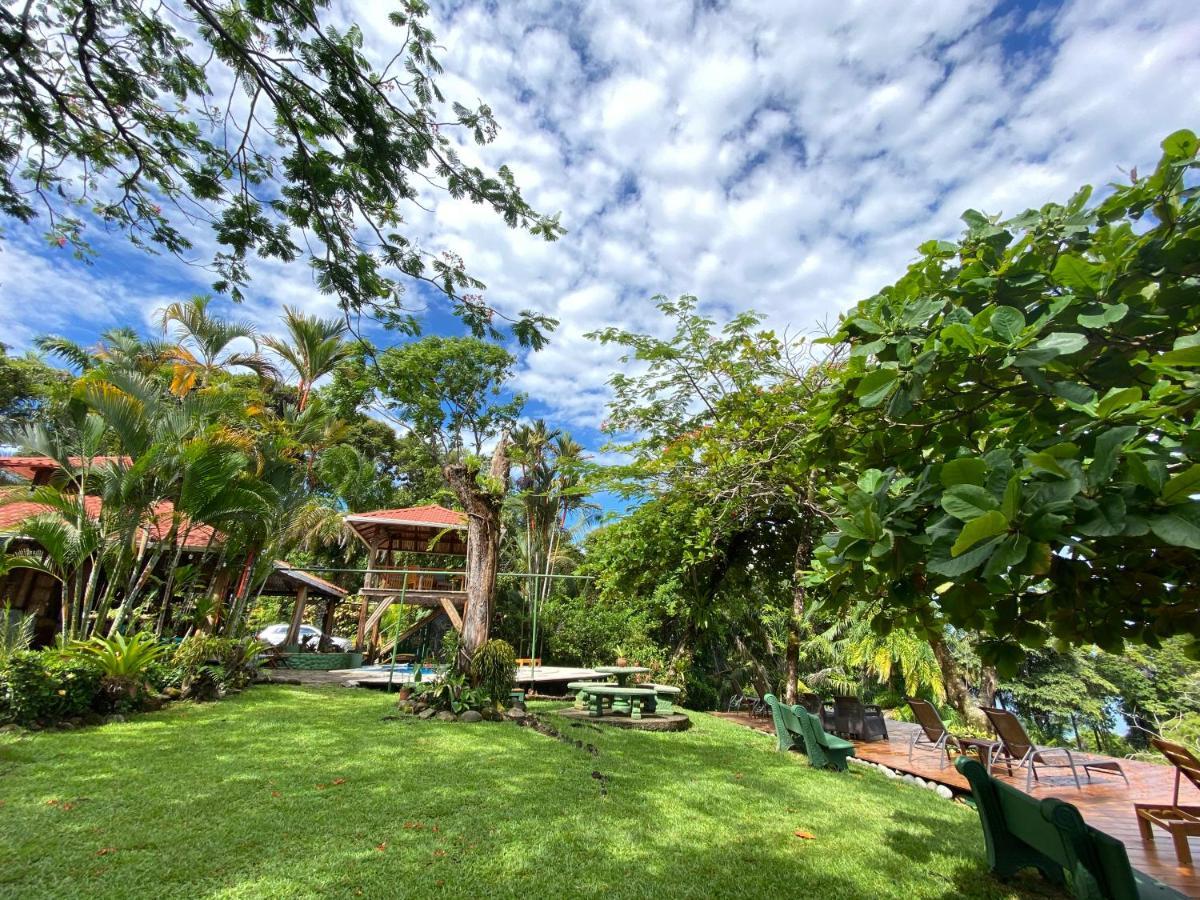 Pacific Edge Eco Lodge Доминикал Екстериор снимка